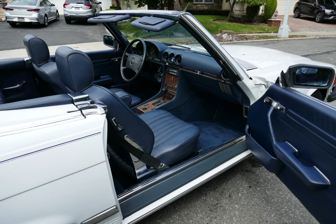 1989 Mercedes-Benz R107 SL-Class - Image 22 of 31