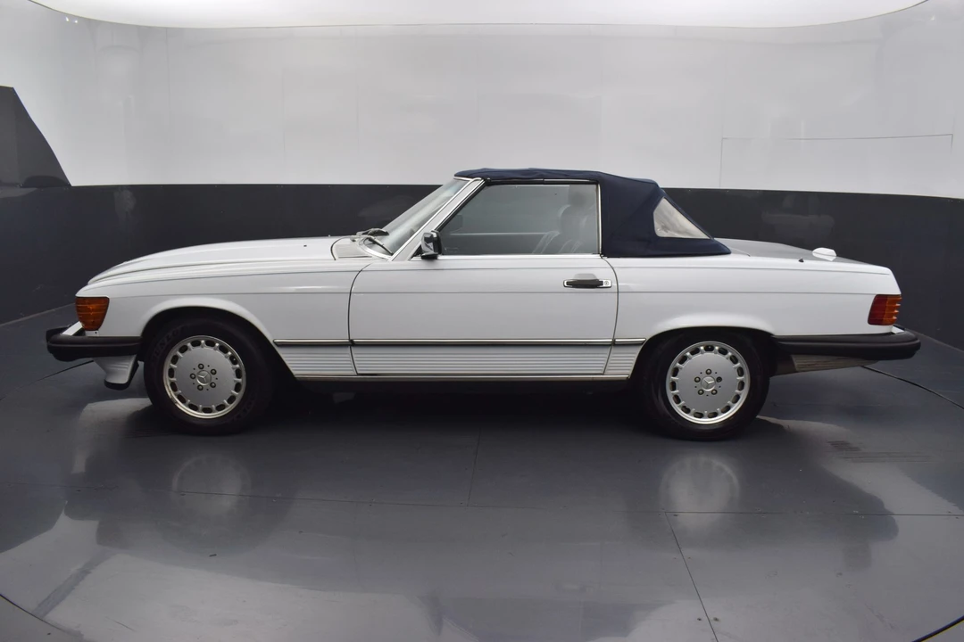 1989 Mercedes-Benz R107 SL-Class - Image 19 of 31
