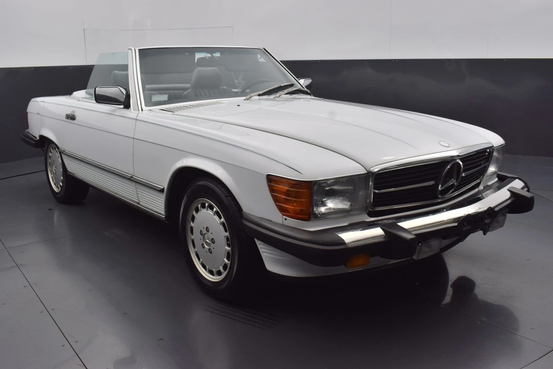 1989 Mercedes-Benz R107 SL-Class - Image 4 of 31