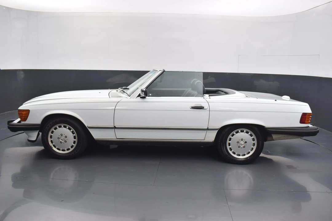 1989 Mercedes-Benz R107 SL-Class - Image 10 of 31