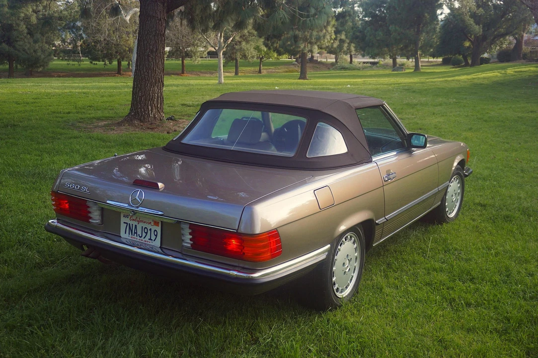 1989 Mercedes-Benz R107 SL-Class - Image 12 of 31