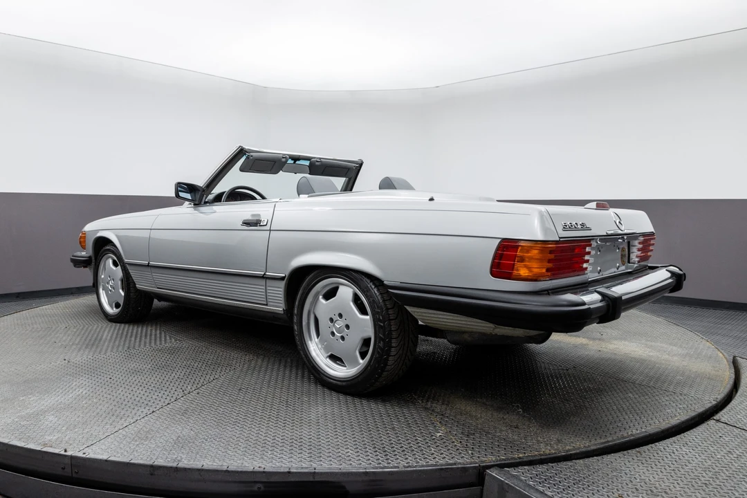 1989 Mercedes-Benz R107 SL-Class - Image 9 of 31
