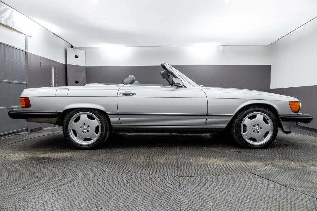 1989 Mercedes-Benz R107 SL-Class - Image 17 of 31