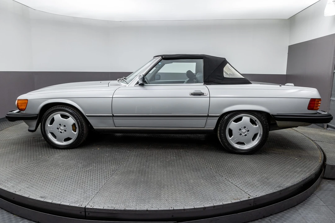 1989 Mercedes-Benz R107 SL-Class - Image 5 of 31