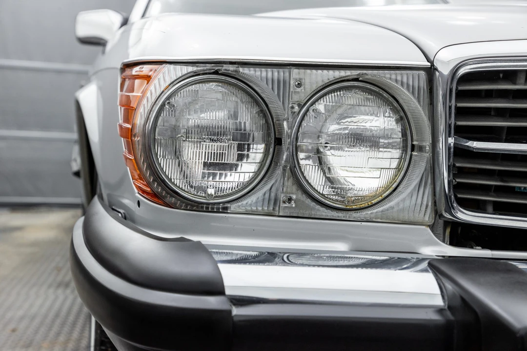 1989 Mercedes-Benz R107 SL-Class - Image 24 of 31