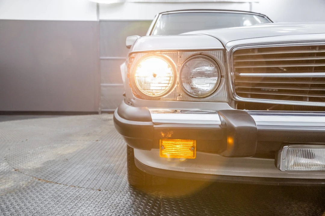 1989 Mercedes-Benz R107 SL-Class - Image 28 of 31
