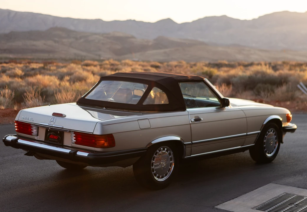 1989 Mercedes-Benz R107 SL-Class - Image 10 of 31