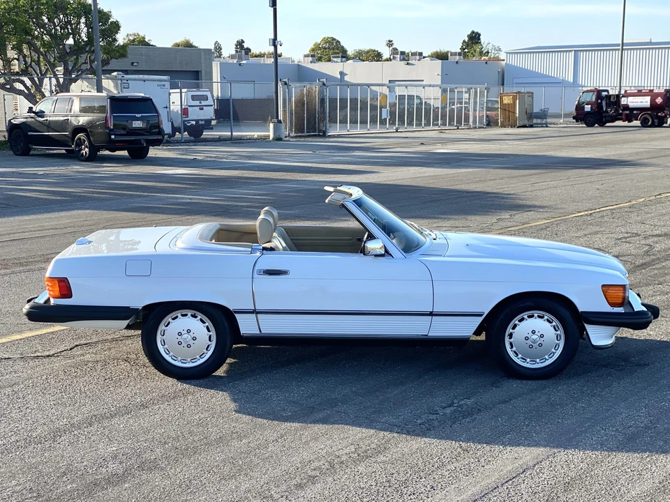 1989 Mercedes-Benz R107 SL-Class - Image 15 of 31