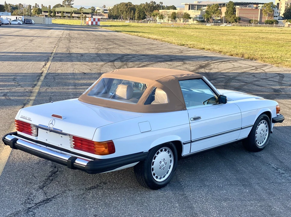 1989 Mercedes-Benz R107 SL-Class - Image 24 of 31