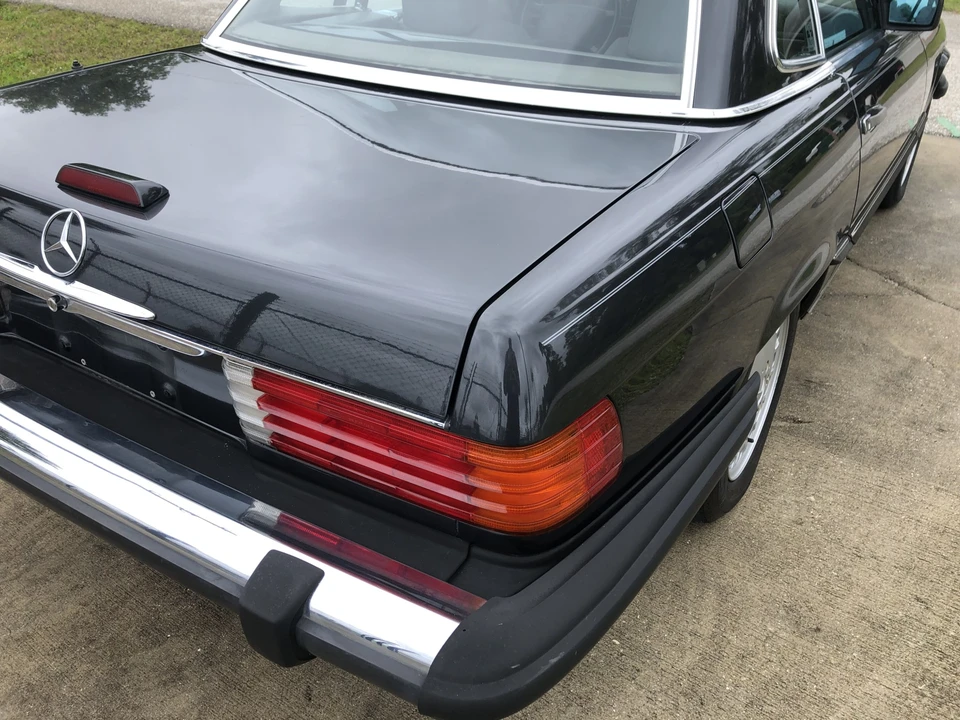 1989 Mercedes-Benz R107 SL-Class - Image 30 of 31