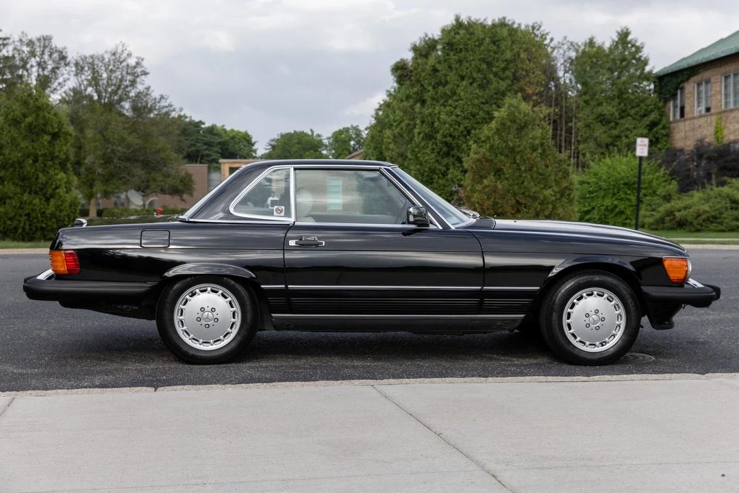 1989 Mercedes-Benz R107 SL-Class - Image 4 of 31