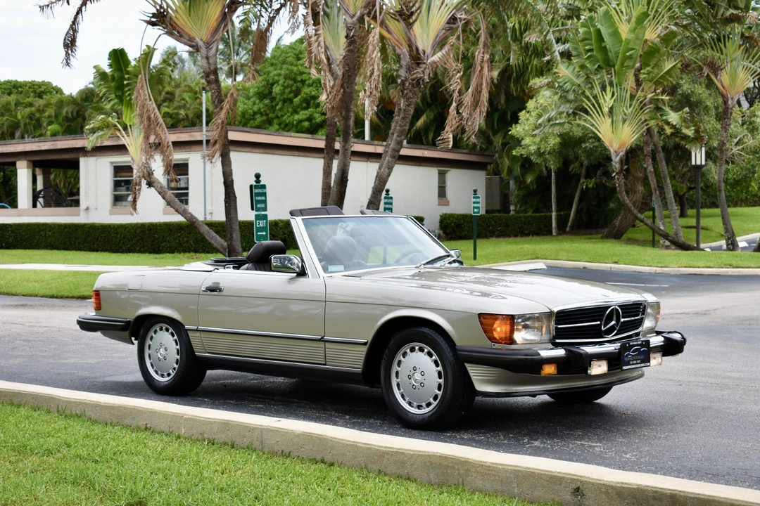 1989 Mercedes-Benz R107 SL-Class - Image 3 of 31
