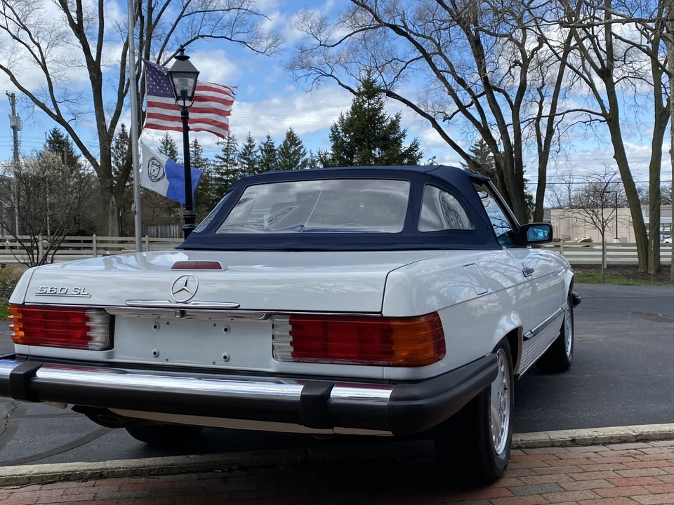 1989 Mercedes-Benz R107 SL-Class - Image 13 of 31