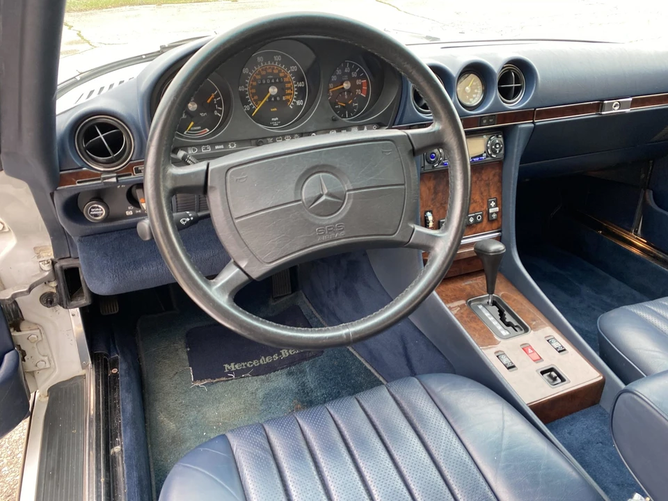 1989 Mercedes-Benz R107 SL-Class - Image 28 of 31