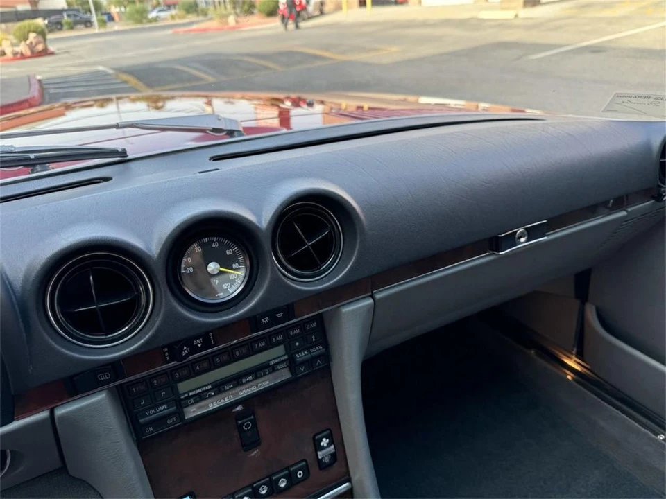 1989 Mercedes-Benz R107 SL-Class - Image 20 of 31