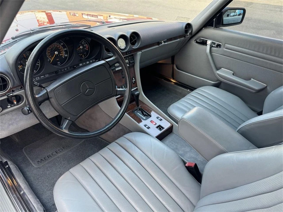 1989 Mercedes-Benz R107 SL-Class - Image 14 of 31