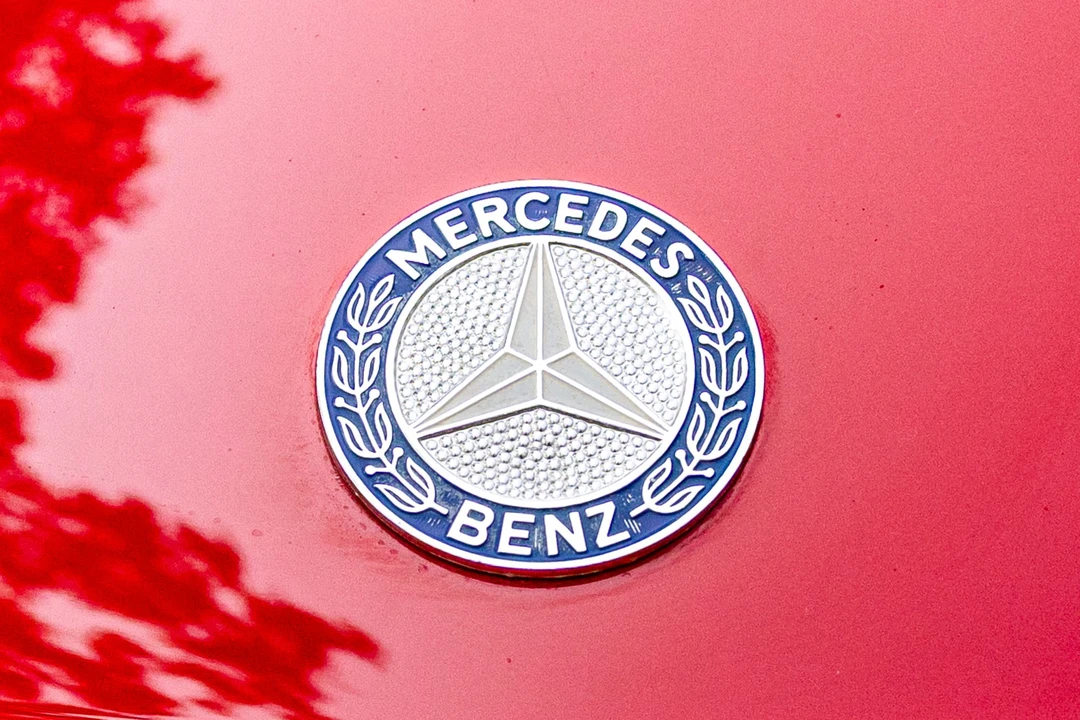 1989 Mercedes-Benz R107 SL-Class - Image 30 of 31