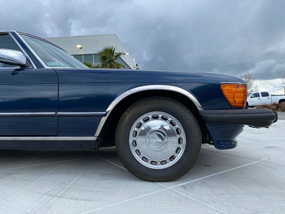1989 Mercedes-Benz R107 SL-Class - Image 28 of 31