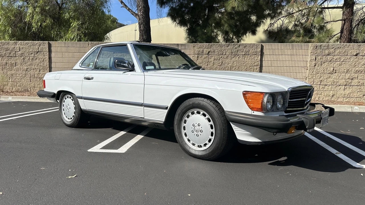 1989 Mercedes-Benz R107 SL-Class - Image 15 of 31