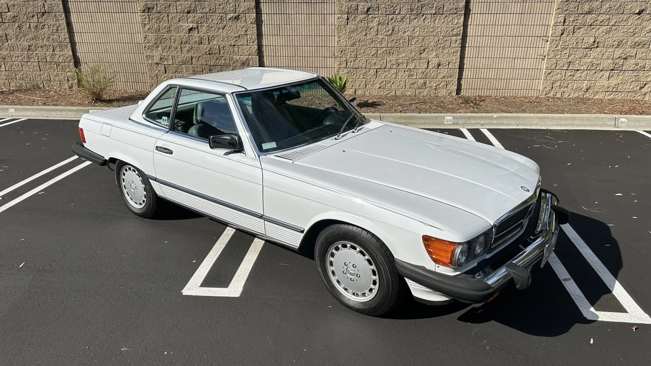 1989 Mercedes-Benz R107 SL-Class - Image 14 of 31