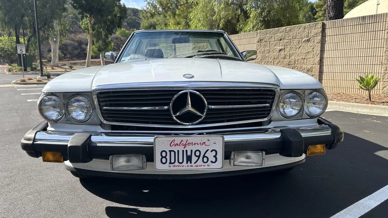 1989 Mercedes-Benz R107 SL-Class - Image 9 of 31
