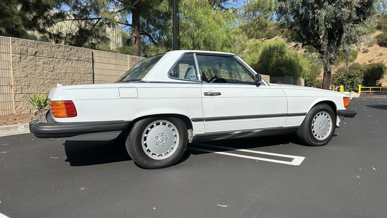 1989 Mercedes-Benz R107 SL-Class - Image 20 of 31