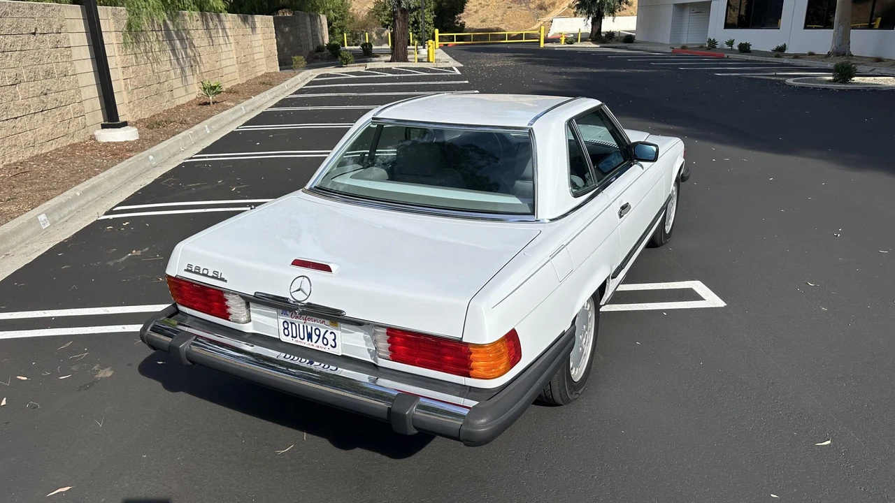 1989 Mercedes-Benz R107 SL-Class - Image 25 of 31
