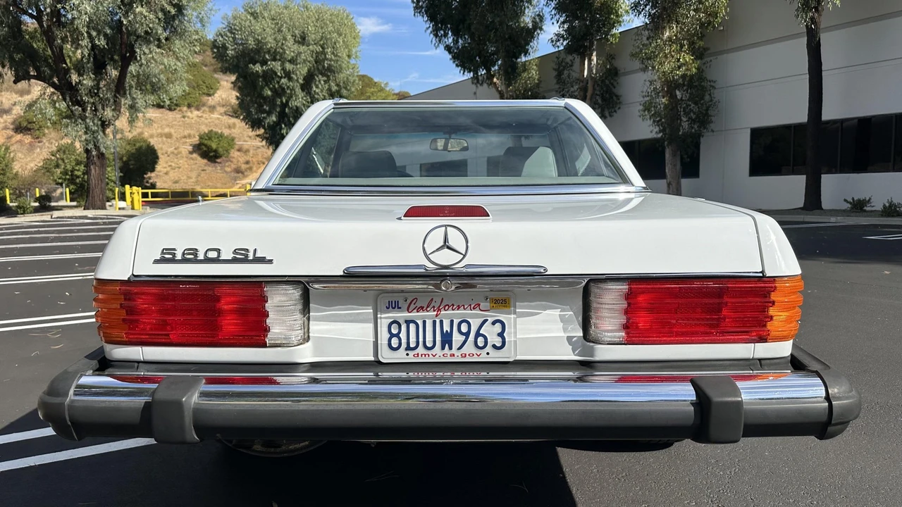 1989 Mercedes-Benz R107 SL-Class - Image 29 of 31