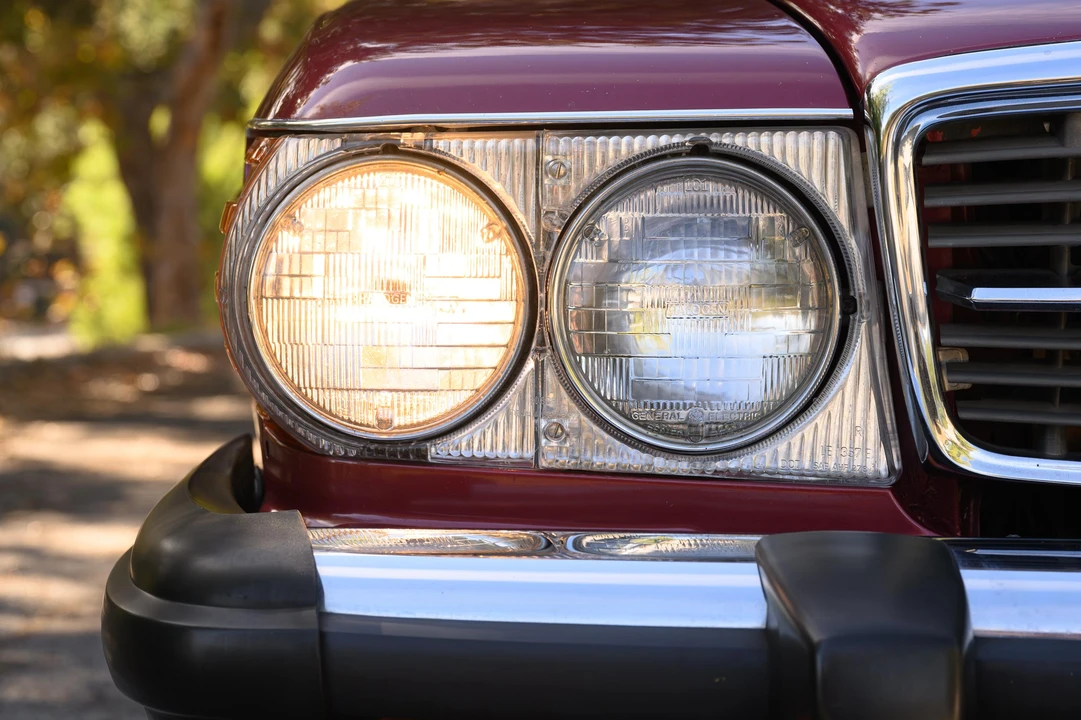 1989 Mercedes-Benz R107 SL-Class - Image 29 of 31