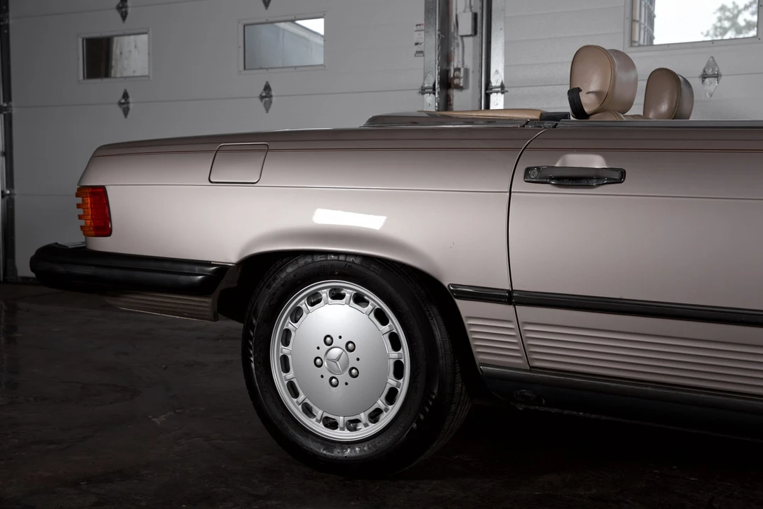 1989 Mercedes-Benz R107 SL-Class - Image 17 of 31