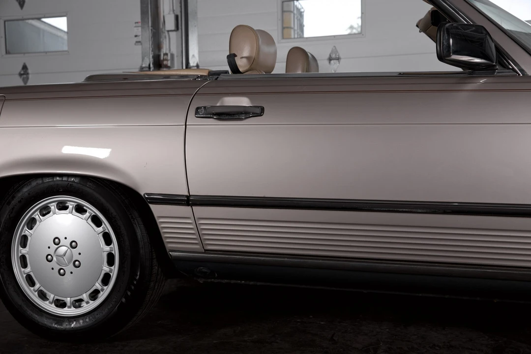 1989 Mercedes-Benz R107 SL-Class - Image 18 of 31