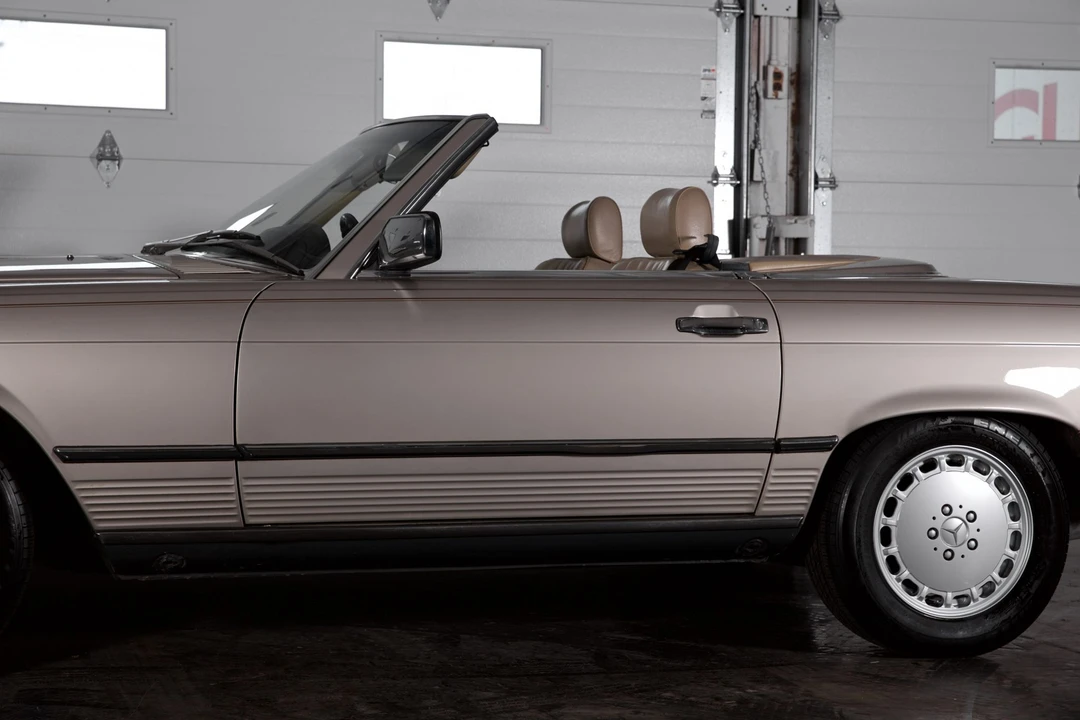 1989 Mercedes-Benz R107 SL-Class - Image 13 of 31