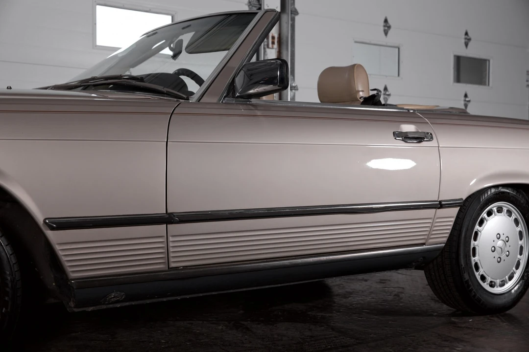 1989 Mercedes-Benz R107 SL-Class - Image 12 of 31