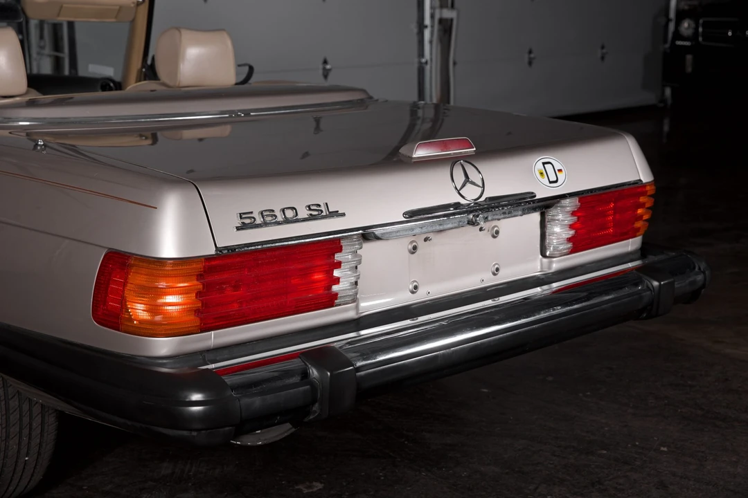 1989 Mercedes-Benz R107 SL-Class - Image 29 of 31