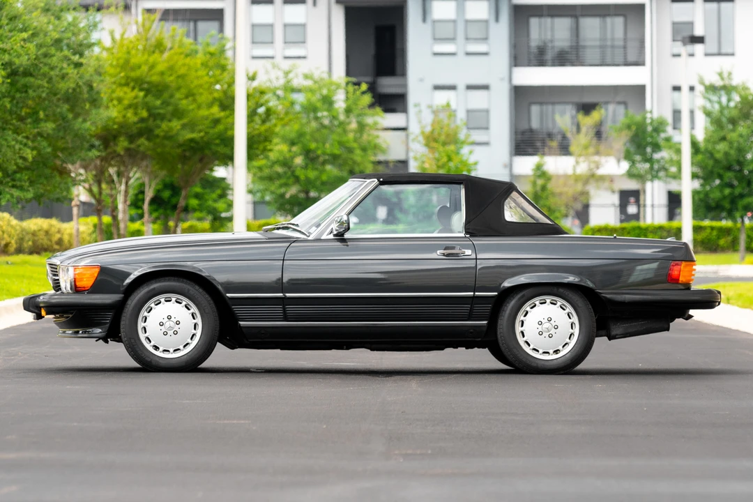 1989 Mercedes-Benz R107 SL-Class - Image 3 of 31