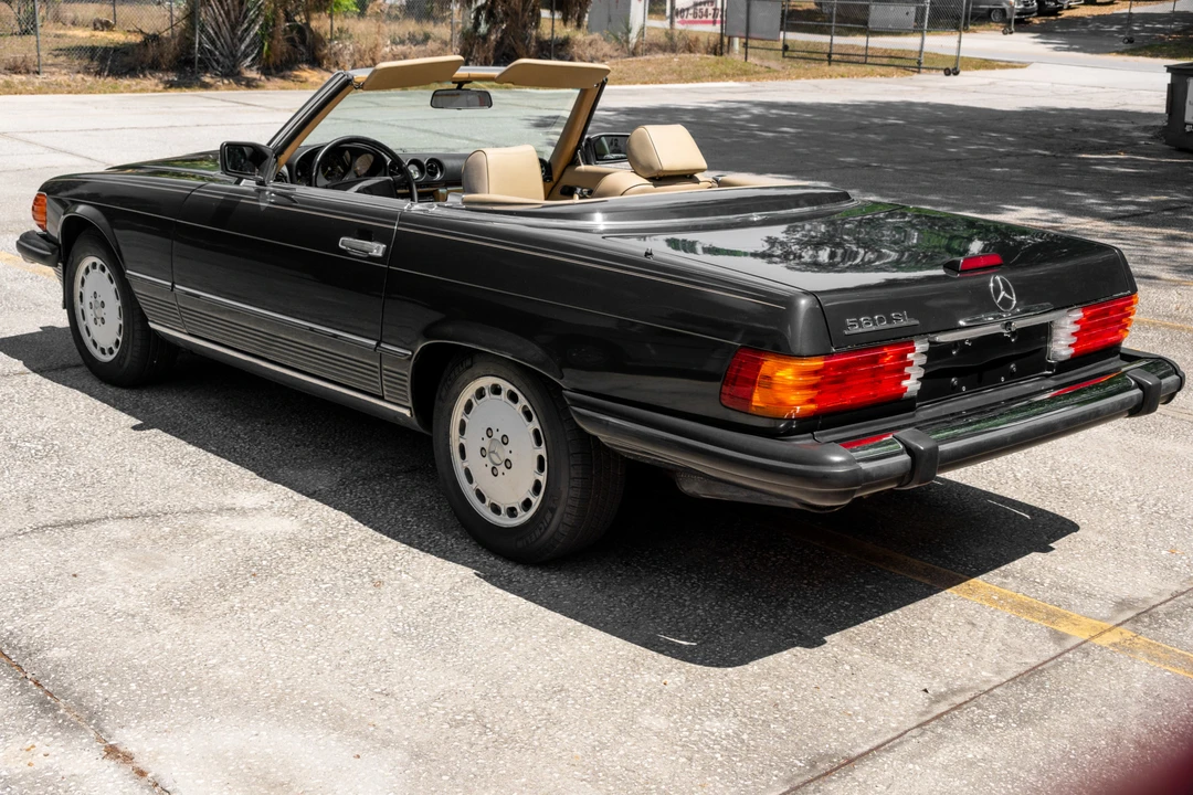 1989 Mercedes-Benz R107 SL-Class - Image 22 of 31