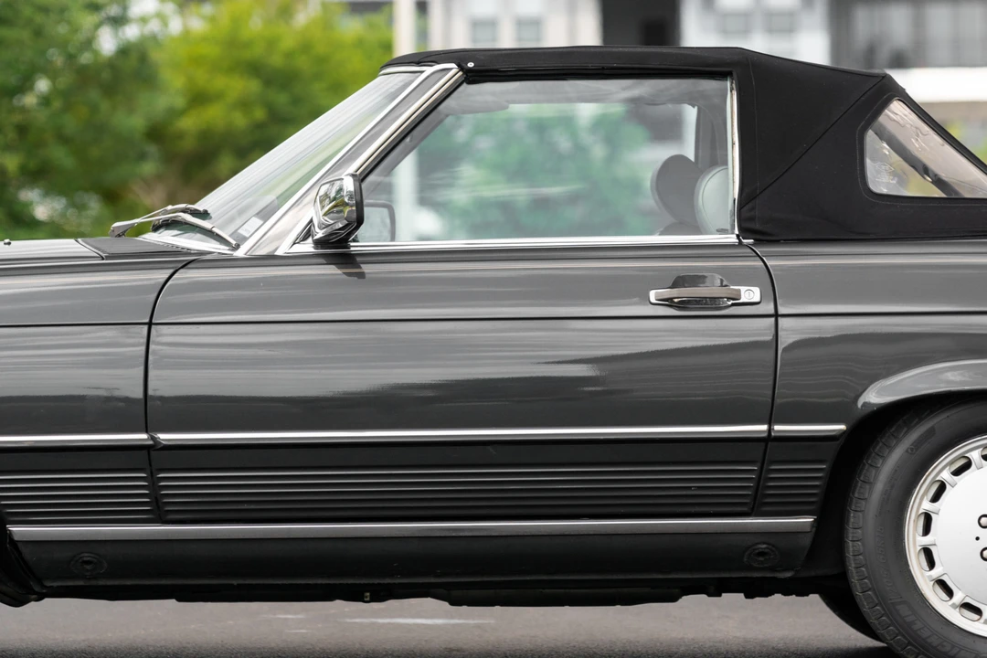 1989 Mercedes-Benz R107 SL-Class - Image 25 of 31