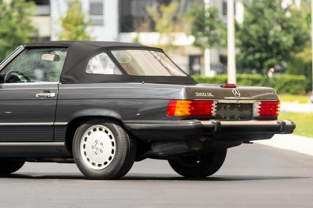 1989 Mercedes-Benz R107 SL-Class - Image 26 of 31