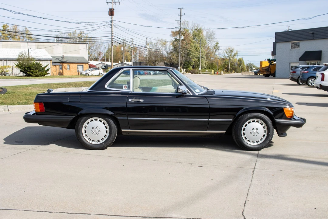1989 Mercedes-Benz R107 SL-Class - Image 21 of 31