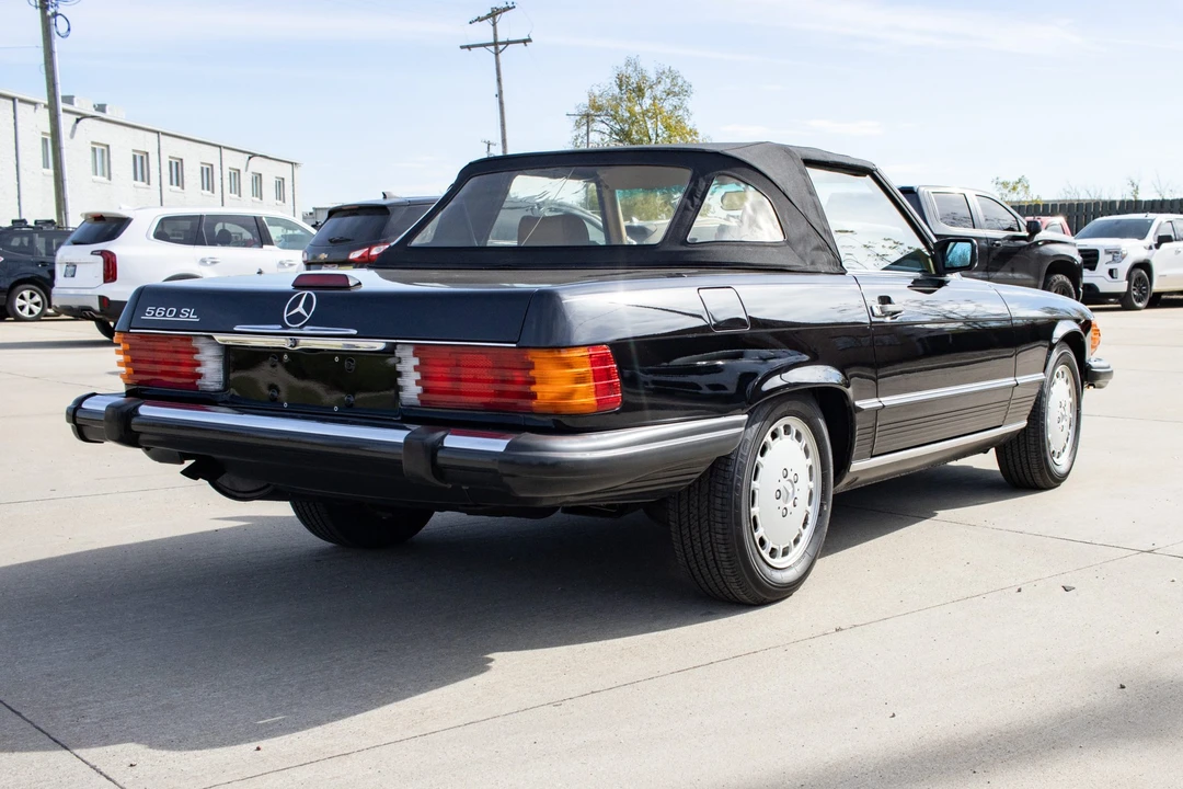 1989 Mercedes-Benz R107 SL-Class - Image 14 of 31