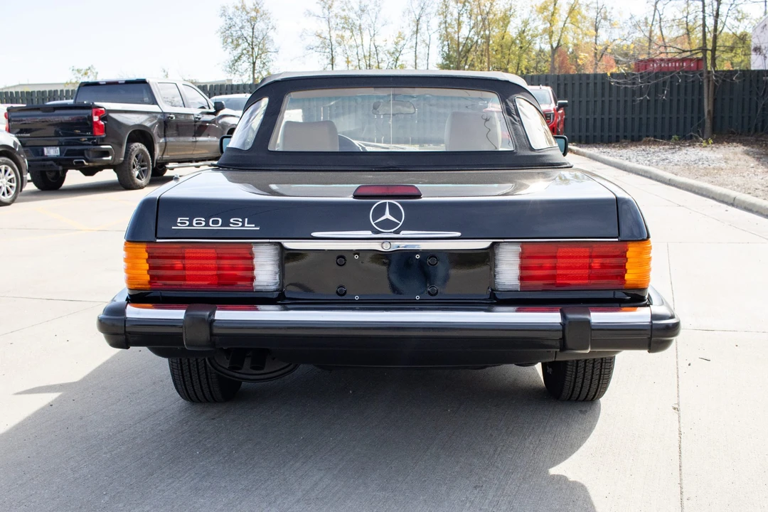 1989 Mercedes-Benz R107 SL-Class - Image 15 of 31