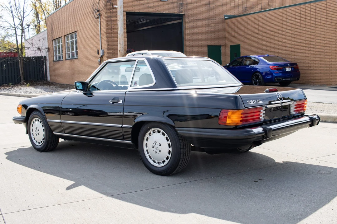 1989 Mercedes-Benz R107 SL-Class - Image 24 of 31
