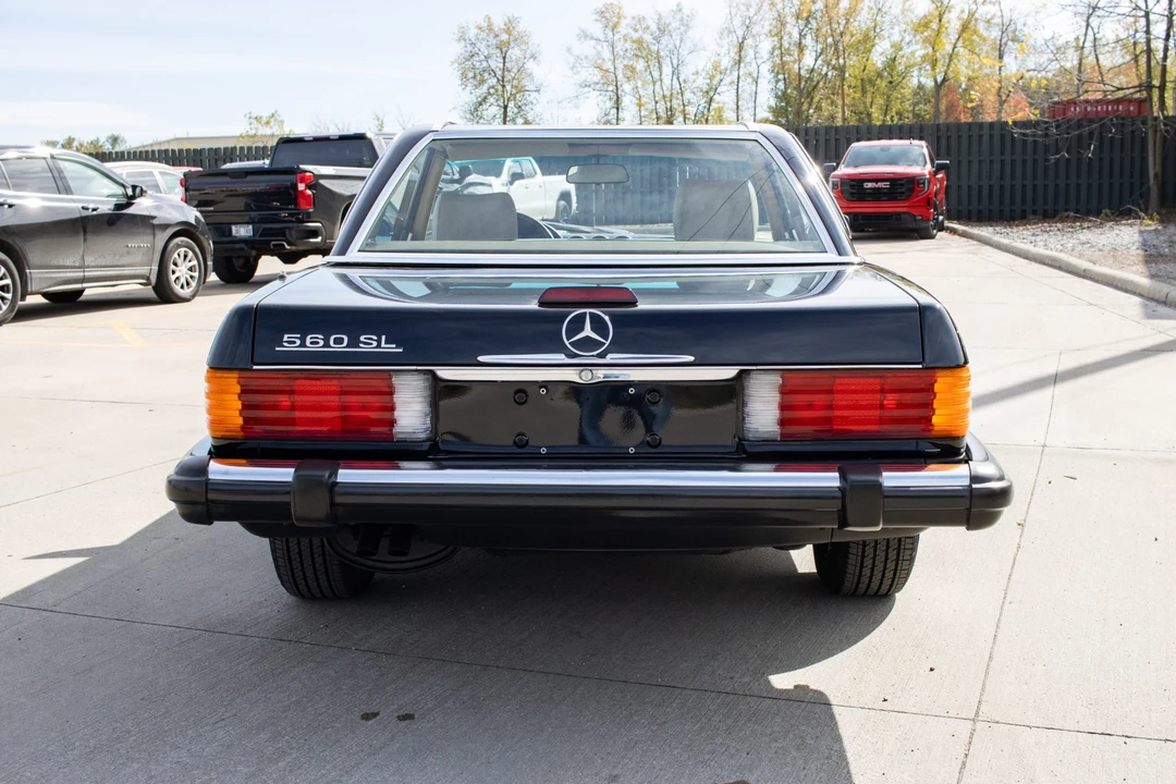 1989 Mercedes-Benz R107 SL-Class - Image 23 of 31
