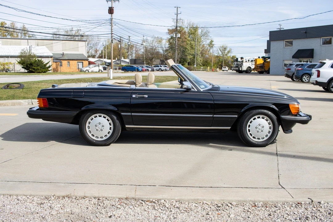 1989 Mercedes-Benz R107 SL-Class - Image 5 of 31