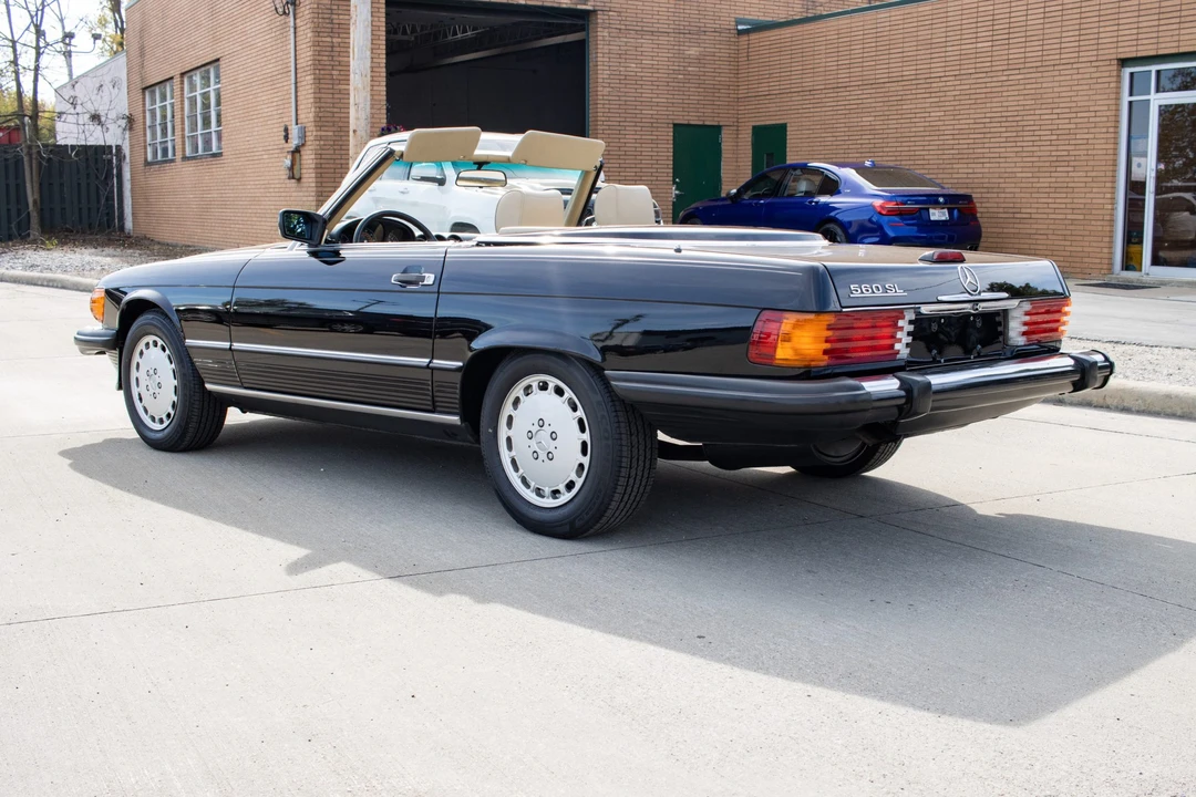1989 Mercedes-Benz R107 SL-Class - Image 8 of 31
