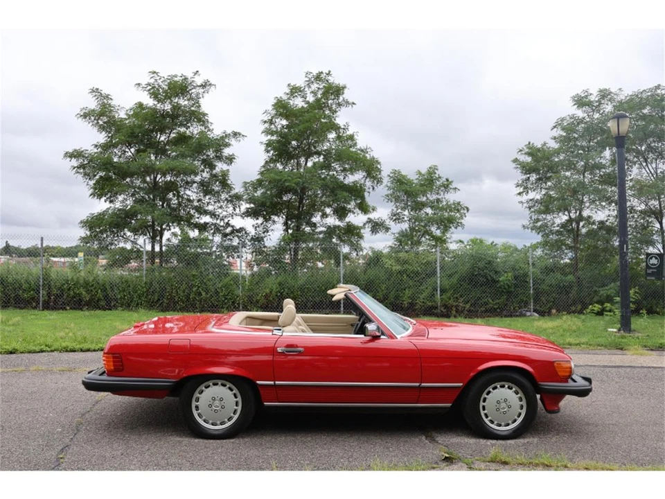1989 Mercedes-Benz R107 SL-Class - Image 3 of 9
