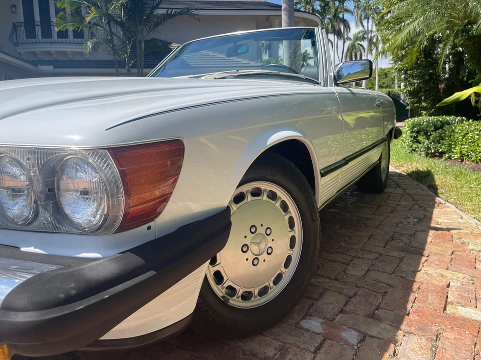 1989 Mercedes-Benz R107 SL-Class - Image 30 of 31