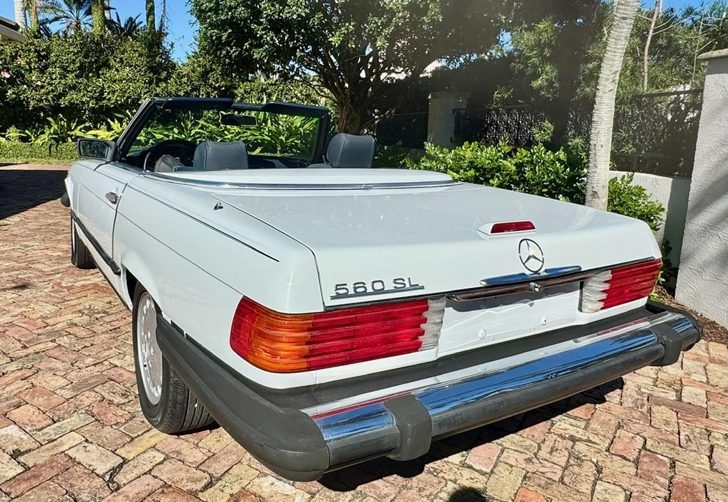 1989 Mercedes-Benz R107 SL-Class - Image 17 of 31