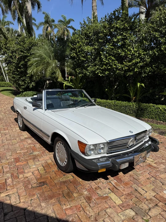 1989 Mercedes-Benz R107 SL-Class - Image 4 of 31