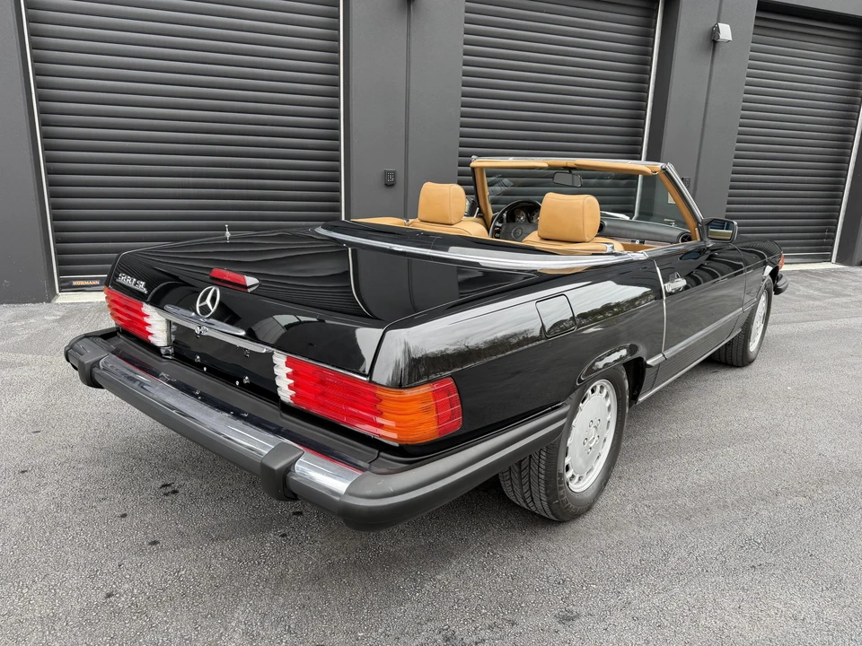 1989 Mercedes-Benz R107 SL-Class - Image 16 of 31